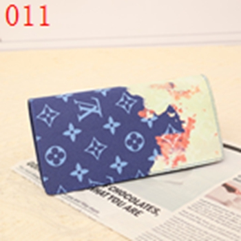 偽物ルイヴィトン財布